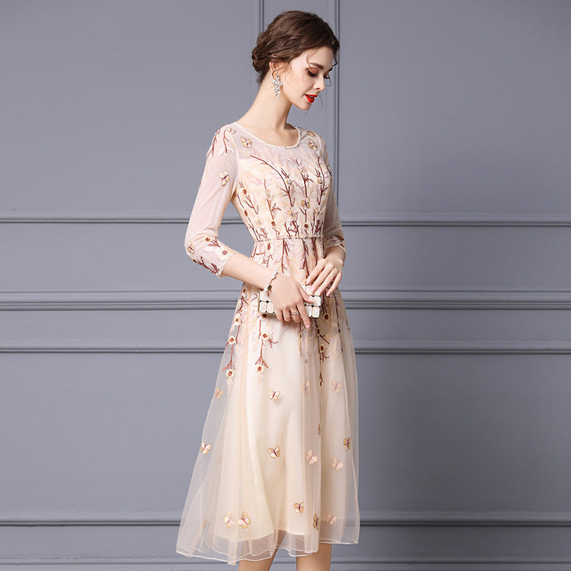 MXX185 O Collar Embroidered evening Dress